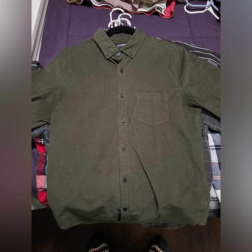 Pre-loved Express Brand Olive Green Corduroy Shirt Size “S” 14-14.5